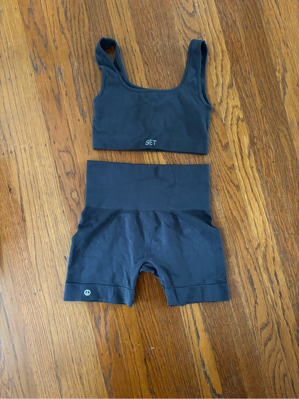 SET Active Black Athletic Shorts and Crop Top Set